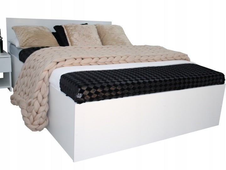 White 4D Wooden Double Bed 140 x 200 cm with Free Slat Base